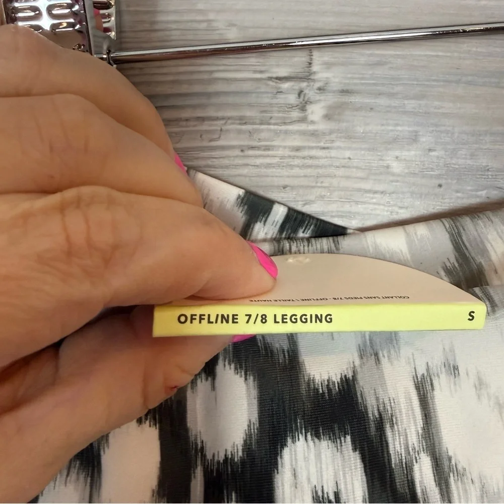 OFFLINE by Aerie Real Me Crossover Leggings 7/8 Abstract Print Small - Picture 4 of 8